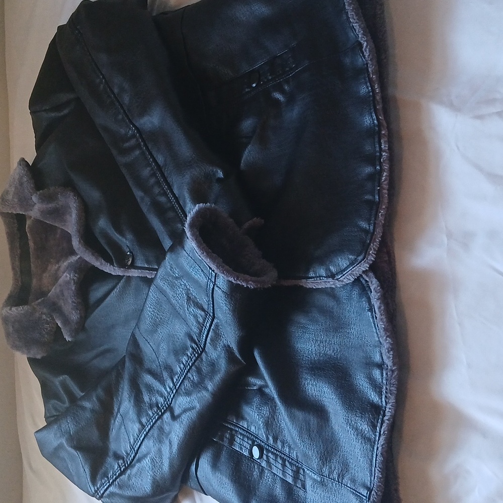 Men's Black Faux Leather Jacket with Gray Faux Fur Lining - Picture 8 of 12